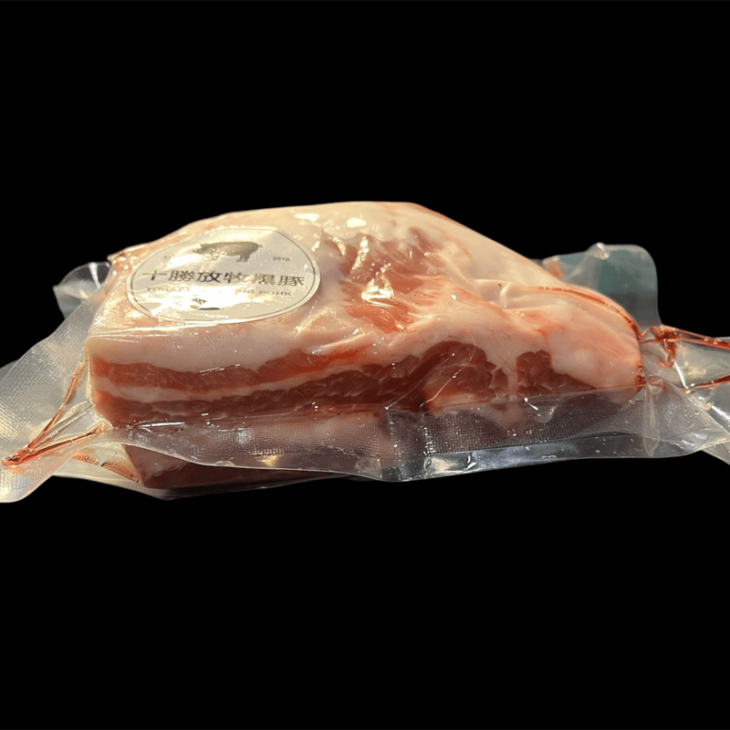 十勝放牧黒豚 バラ肉ブロック 500g | 十勝放牧黒豚［TOKACHI