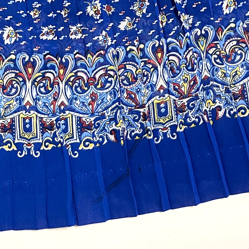 昭和レトロ ヴィンテージ ワンピース ブルー系総柄 二葉 Love rich