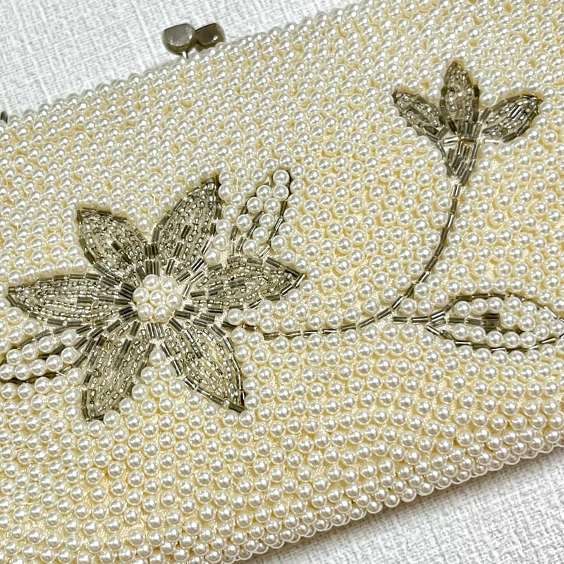 昭和レトロ 花模様 ビーズバッグ パーティーバッグ 昭和レトロ 花柄 ビーズバッグ 白 - USA＆レトロ雑貨の店 RERA
