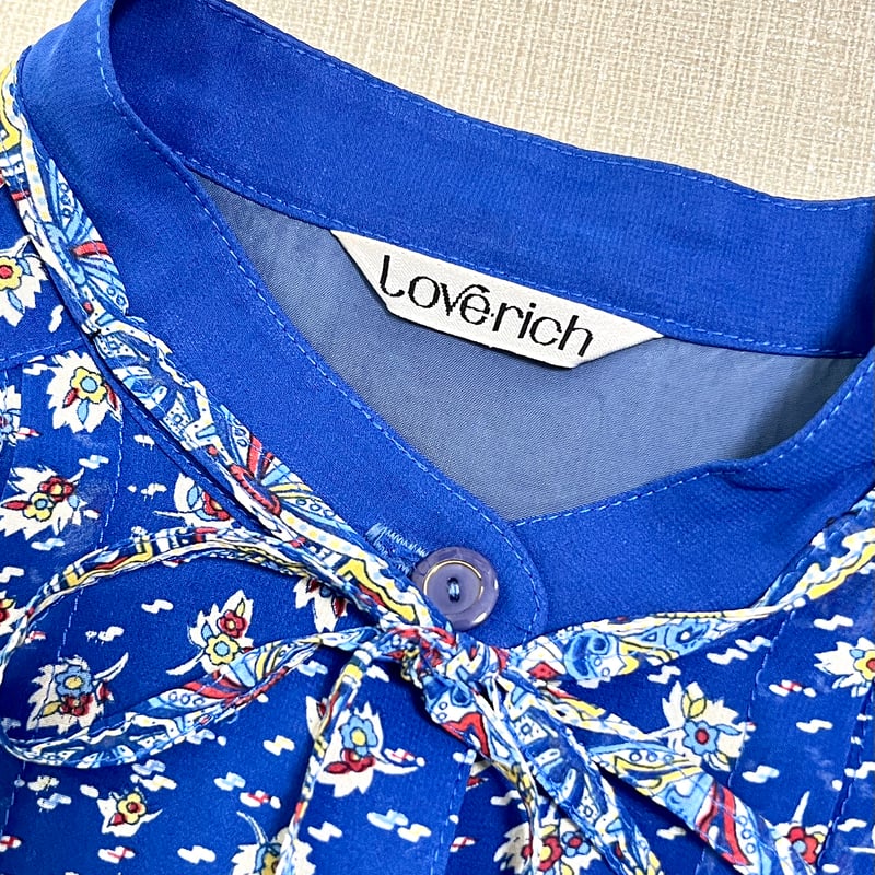 ヴィンテージ 海外古着 総柄ワンピース フラワーメタルボタン レトロ 半袖 水色 ヴィンテージ 海外古着 総柄ワンピース フラワーメタルボタン レトロ