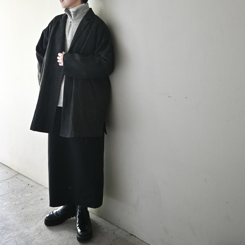 TRAVAIL MANUEL ウールコート ノーカラー ラグラン袖 黒 TRAVAIL