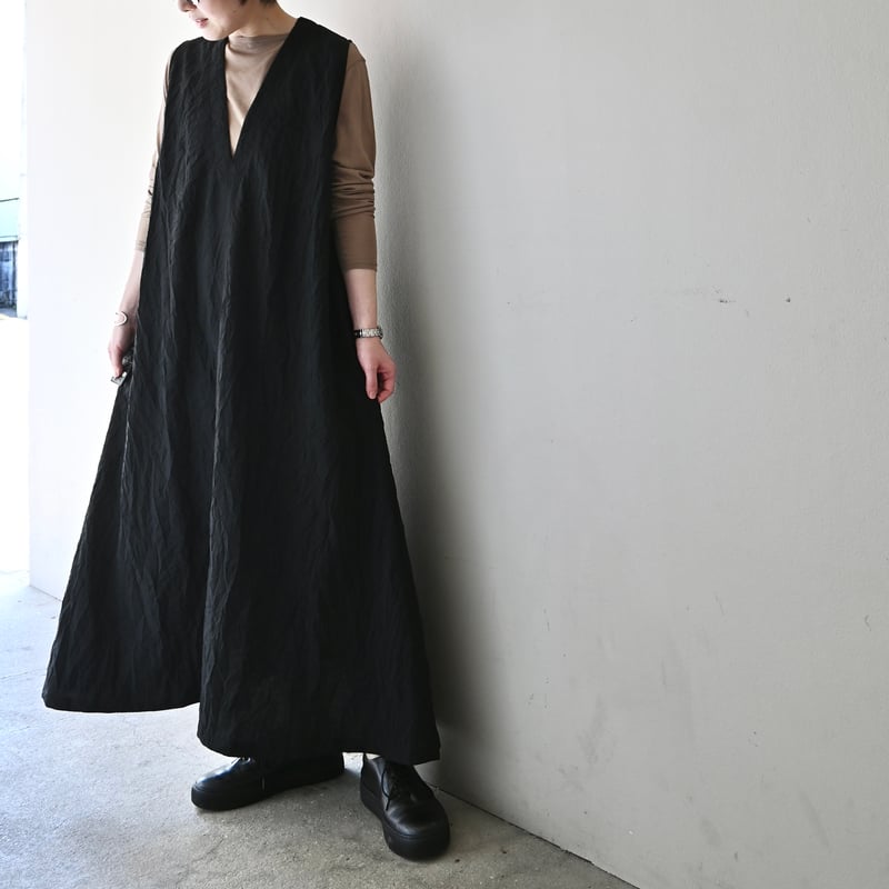 Honnete Sleeveless V Wide Dress / Vネックワンピース - B