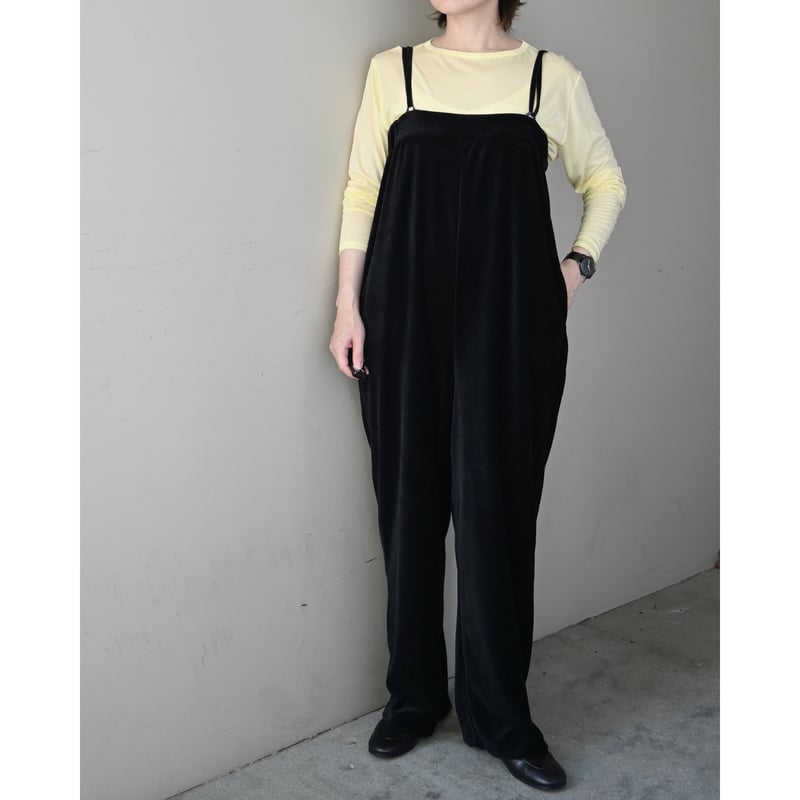 me. cotton velours サロペット - night black | YOCA