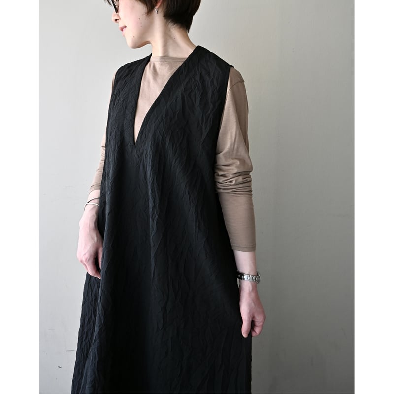 Honnete Sleeveless V Wide Dress / Vネックワンピース - B