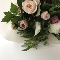 小さな季節の花束ギフト (ギフトBOX使用)