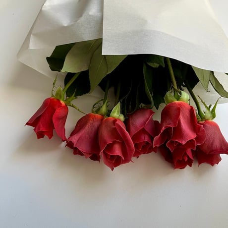 ご予約 バラ(ブラックティー)の花束