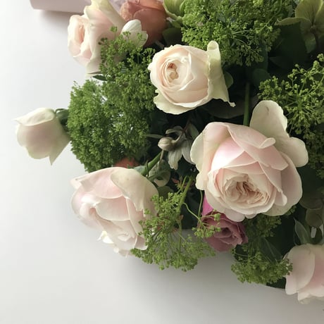 季節の花束ギフト(ギフトBOX入り)