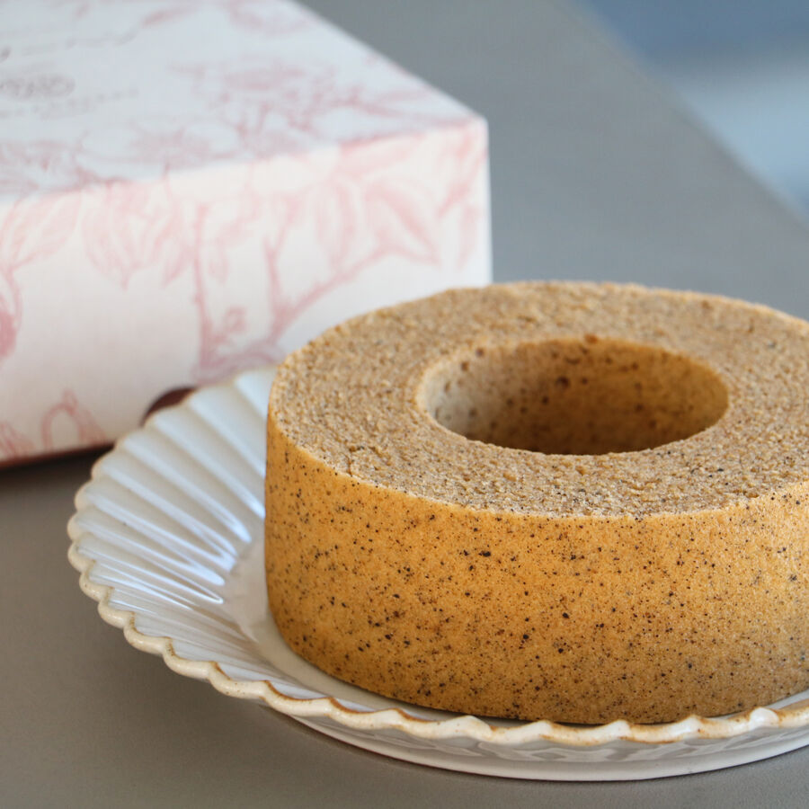 アールグレイ香る 英国紅茶バウムクーヘン | ローザンベリー多和田公式