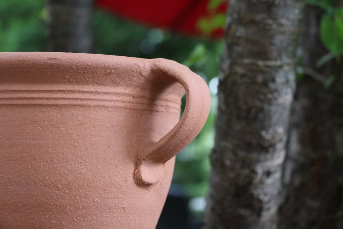 鉢 KAMIYAMA UFO POT【金彩高足付】13cm×9cm 3号 かみ山陶器 三つ足