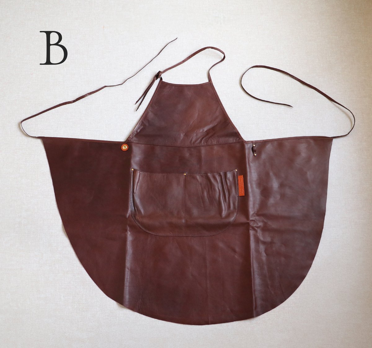 オリジナルレザーエプロン / 胸当て付き | ローザンベリー多和田公式