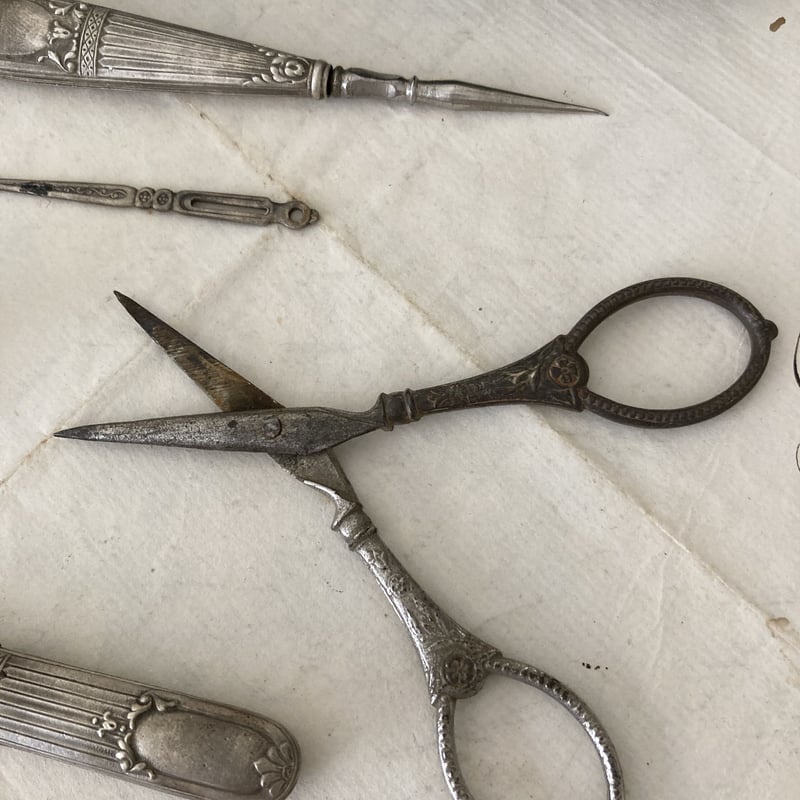 フランスアンティーク メルスリー お裁縫セット | minon antiques