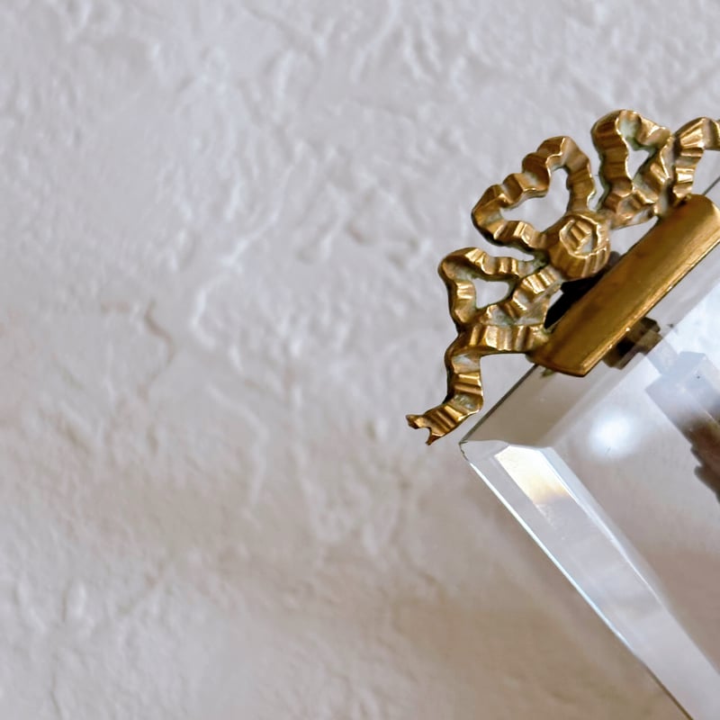 フランスアンティーク真鍮製リボン装飾フォトスタンド③