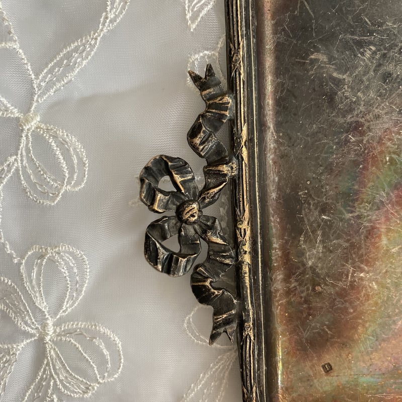 SALE】アンティークナポレオンⅢ世様式リボン装飾シルバープレート刻印あり