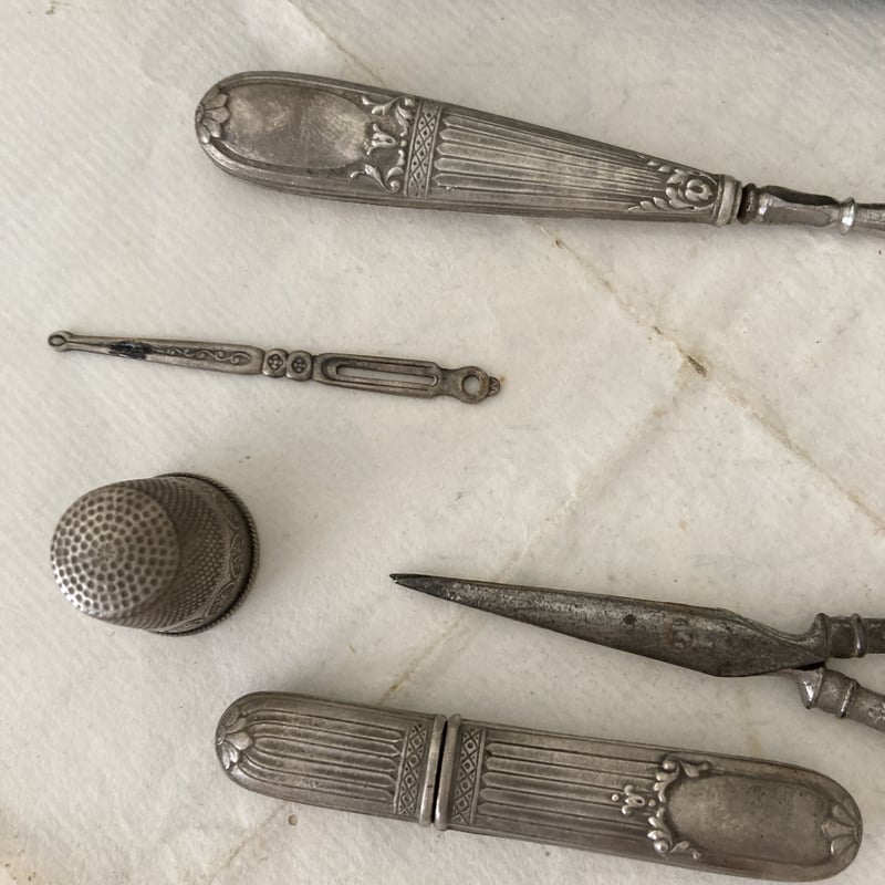 フランスアンティーク メルスリー お裁縫セット | minon antiques