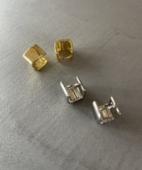 No.10069 square pierce