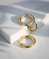 ing❶　gold hoop earring / pierce