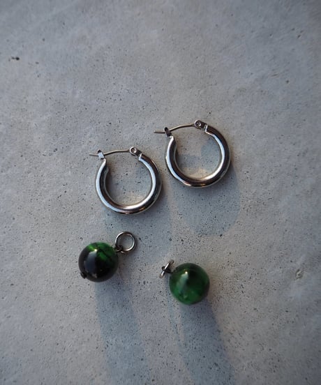 30135 green cat's eye small pierce/earring