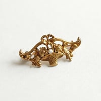 フランス FIX製 花かごのアンティークブローチ