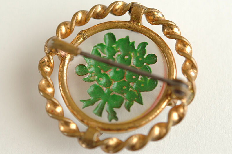 ガラス製ラウンド型インタリオ/花束のヴィンテージブローチ/フランス  