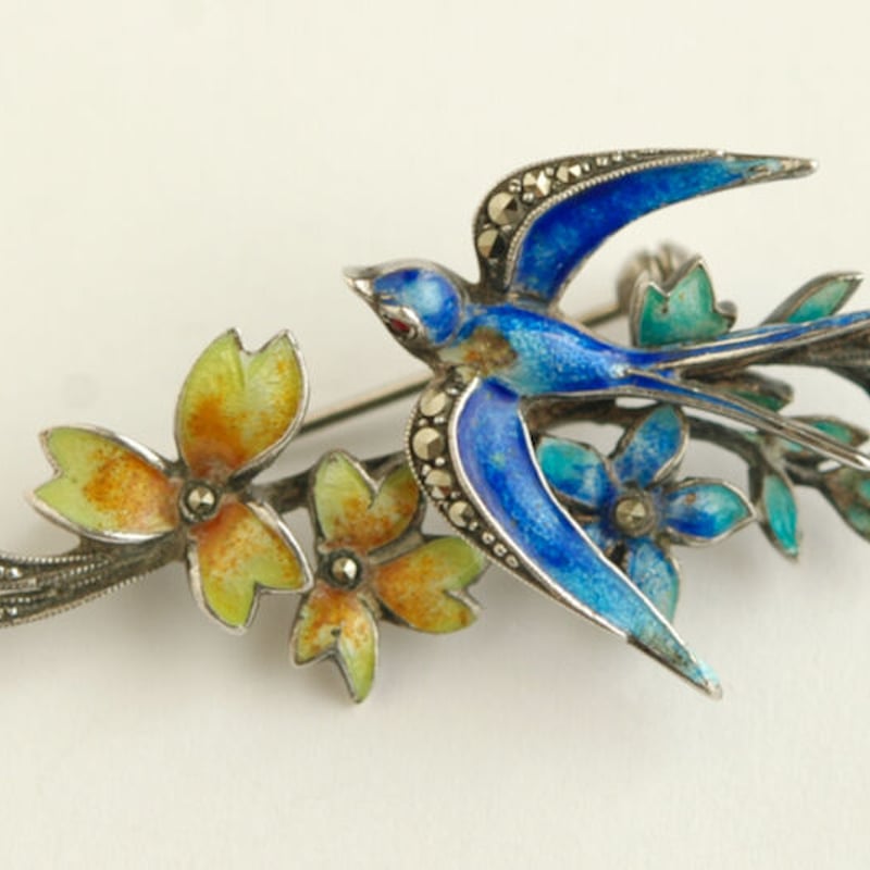 アンティーク 希少 ブローチ 美品 蜂鳥 エナメル装飾 silver935 × marcasite グラスエナメル/青い鳥(ツバメ)と花の