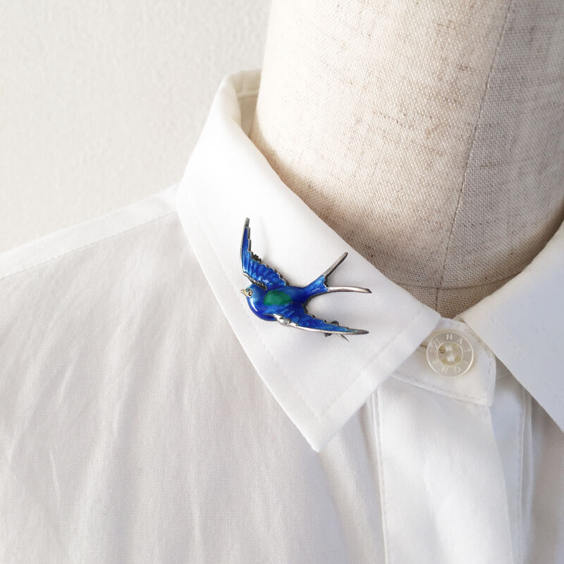 イギリス製 silver925 × glass enamel/青い鳥(ツバメ)の イギリス製 silver925 × glass enamel/青い鳥(ツバメ)の