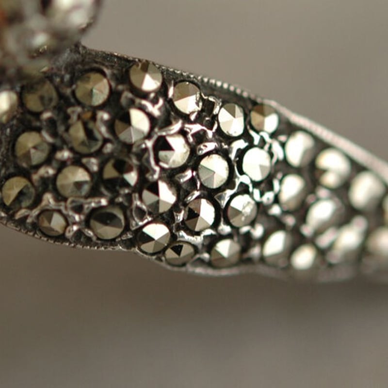 silver × marcasite ツバメのヴィンテージブローチ/イギリス
