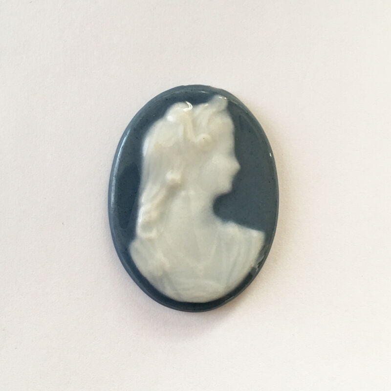 フランス リモージュ 陶磁器製ヴィンテージカメオパーツ A