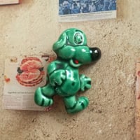 陶器製 グリーンの犬/ヴィンテージブローチ/フランス