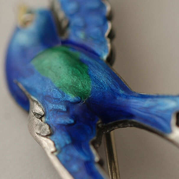 イギリス製 silver925 × glass enamel/青い鳥(ツバメ)の イギリス製 silver925 × glass enamel/青い鳥(ツバメ)の