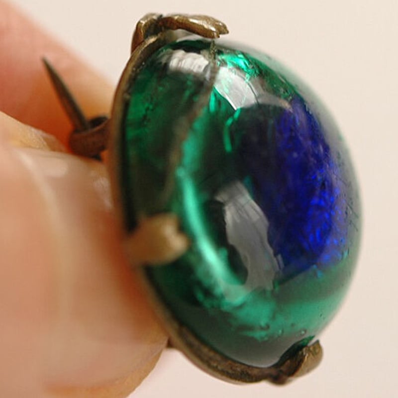 ピーコックアイグラスのヴィンテージブローチ/イギリス