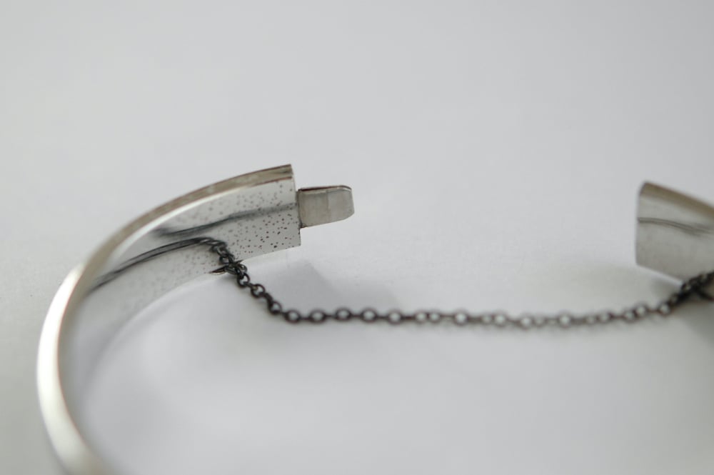 silver925 薔薇の模様のヴィンテージバングル(ブレスレット)/アメリカ  