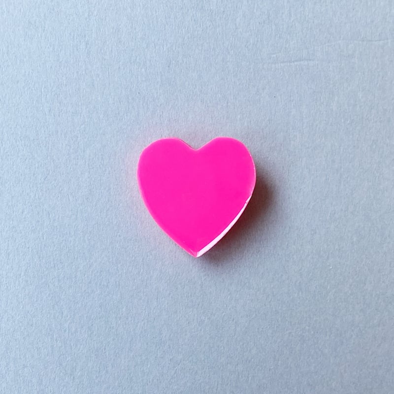 4個入り ハートカボション ショッキングピンク ハンドメイドパーツ