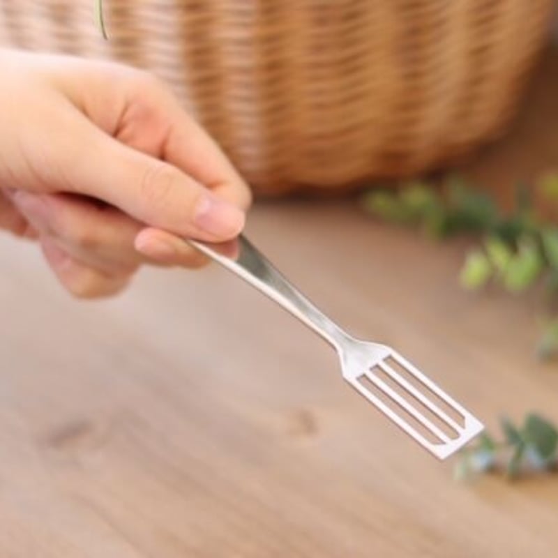 意匠権取得】市販のカップアイスをソフトクリーム食感に変える 意匠権取得】市販のカップアイスをソフトクリーム食感に変える