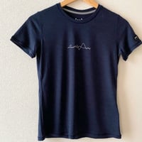 アウトドアフィットネスロゴTシャツ(ロゴ小)　メリノウール素材×[SN]　レディース　カラー：BLUE IRIS MELANGE