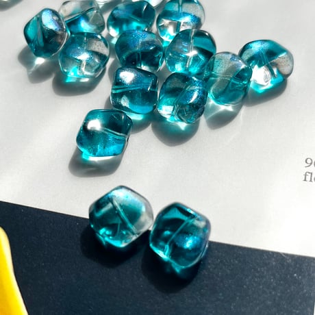 hukisoku ガラスビーズ Aqua green6個