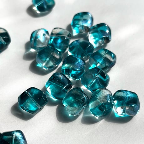 hukisoku ガラスビーズ Aqua green6個