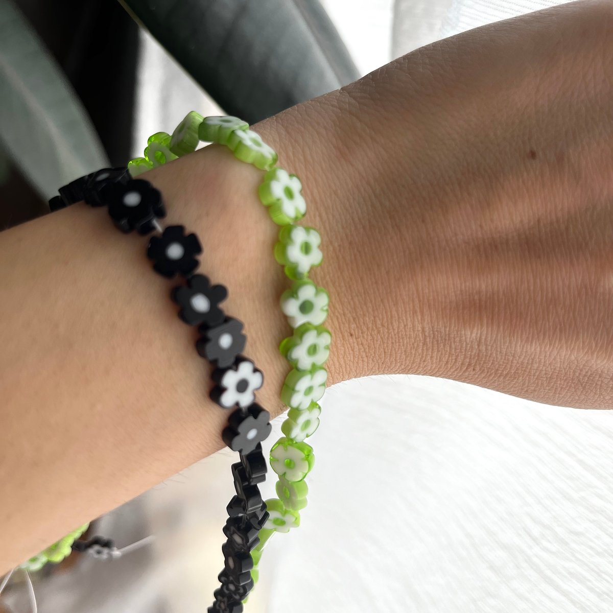 ガラスセラミックビーズ (poppin) ライトグリーン 10個 | anyone