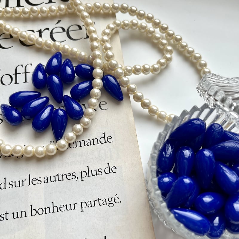 big ティアドロップビーズ(ブルー) 5個 | anyone