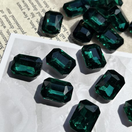 レクタングル ガラスストーンカボション (green)2個