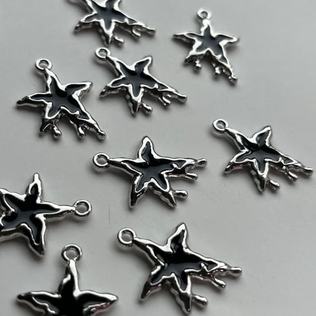 シルバーチャーム Melt silver star 2個