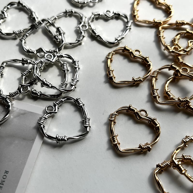 ハートチャーム(Prism)ゴールド 1個～ | anyone