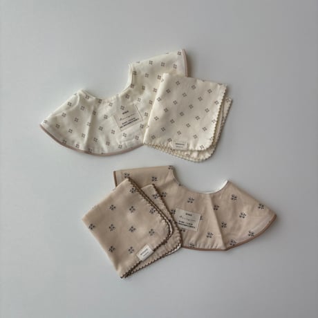 gauze set (bib & hand towel)