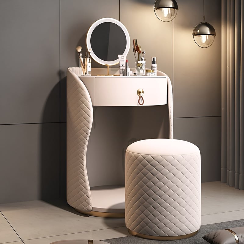 キルトデザインロイヤルドレッサー | リビング＆ダイニングインテリア