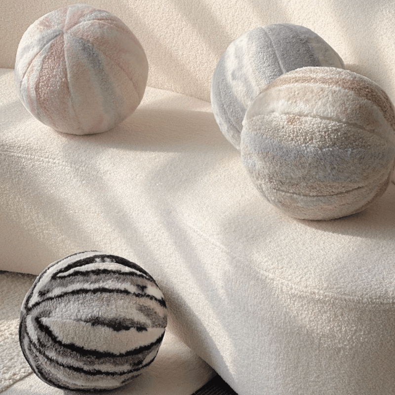 ドーリーボールクッション | リビング＆ダイニングインテリア by MUSE HOME