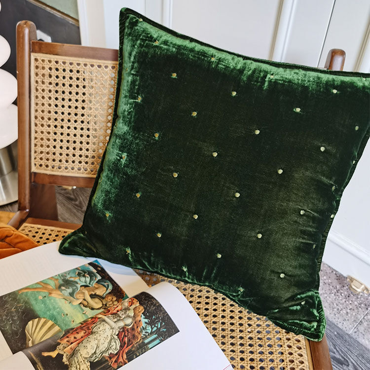 ボーコンセプト　オリーブグリーン ベルベットクッション 45cm fit=scale-down,w=1200