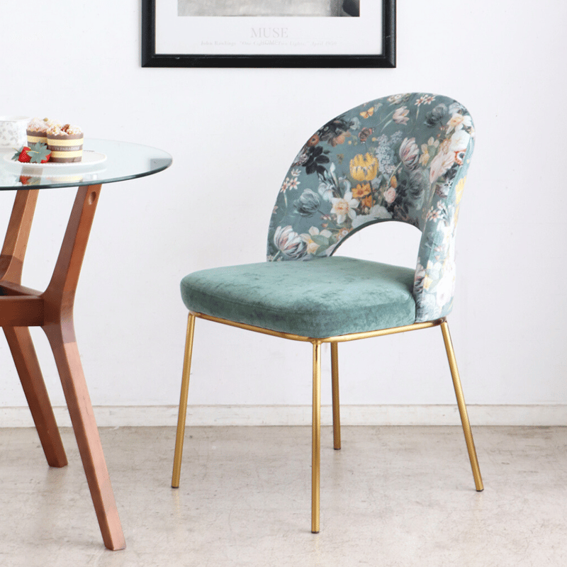 r768r97 エレガントな曲線がとても上品なチェア 優雅なフレーム イギリス製 r768r97 エレガントな曲線がとても上品なチェア 優雅なフレーム