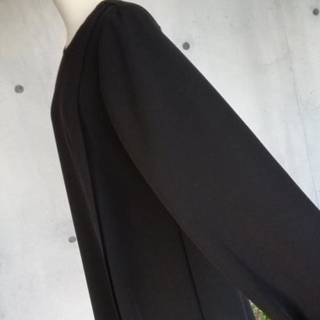 Ｍサイズ 1枚限定セール 喪服 アシメトリーレイヤード ゆったりチュニックブラウス フォーマル 137301-20-M