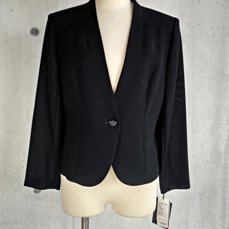 【セール】日本製 夏用ブラックフォーマルジャケット 喪服 美シルエット 軽量 9〜15号 106