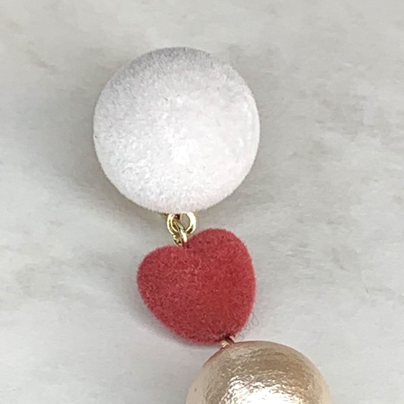 コットンパールとフロッキーハートのイヤリング/ピアス | arcorecchini