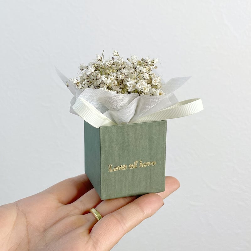 ドライフラワー✿︎花形かすみ草ミルクティー ミニチュアBOX ドライブーケ【かすみ草 BOX 】 | Lynn flowers